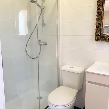 Happy Ria House Pensión 3*